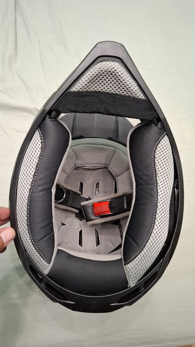 Vând casca caberg xtrace