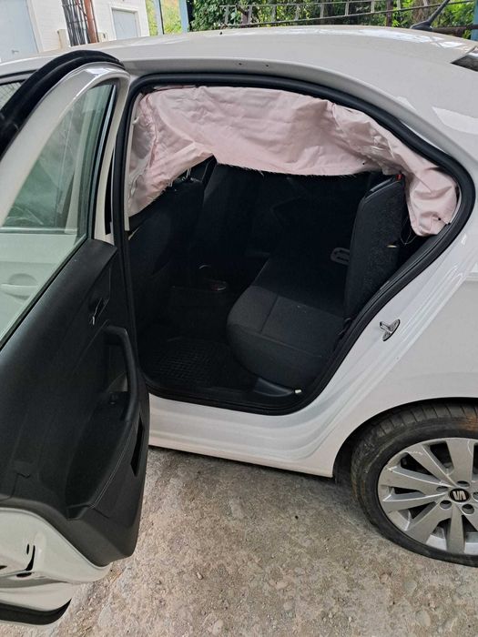 Vand Seat Toledo 1.2 TSI din 2017, avariat dreapta fata