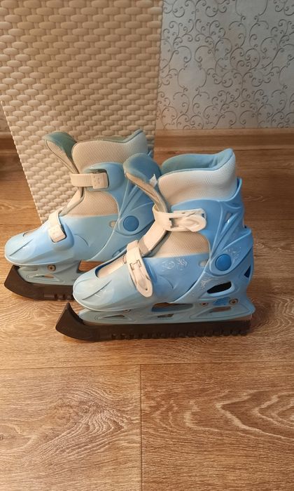 Коньки детские р-р 34-37