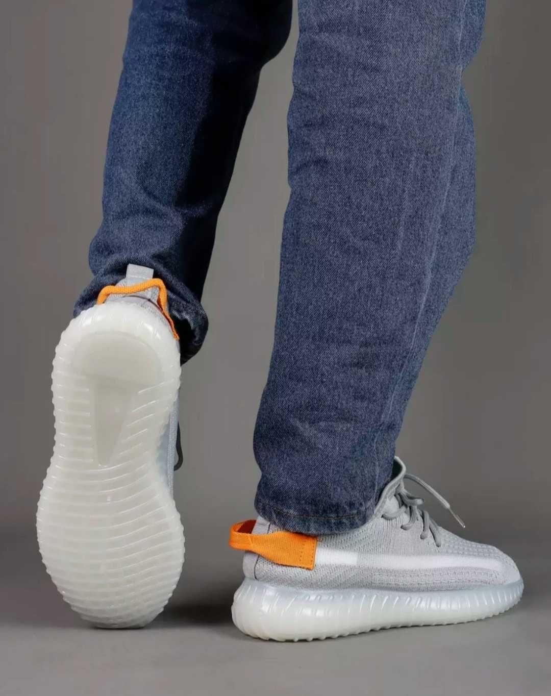 Кросовки Yezzy-иззи