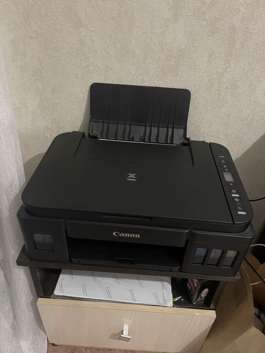 Продам принтер цветной ,Canon g2411.