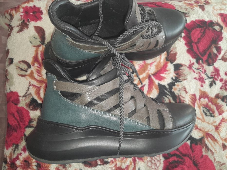 Женская обувь кожа