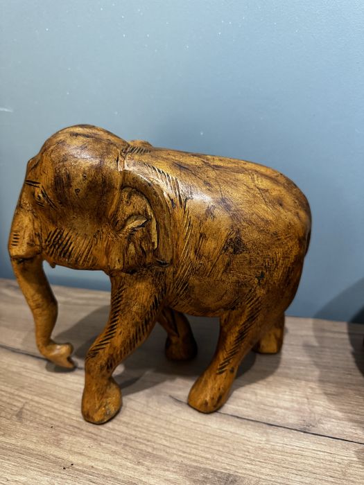 Ръчно изработени дървени фигури на слонове – комплект от 4 броя