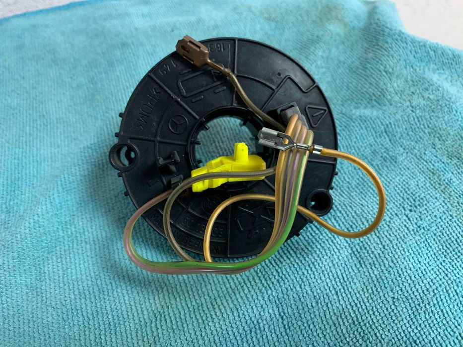 Лентов кабел MERCEDES ML W163