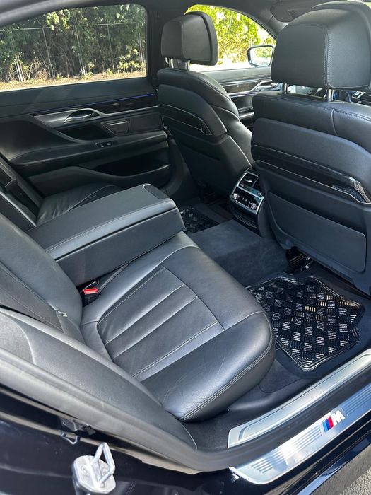 BMW 740i – 2021 – Harman Kardon - Navi - Clima
