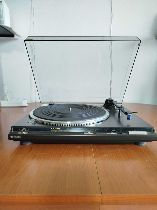 Pick-up Technics model: SL-QD3. Made in Japan. Fara ac!!!