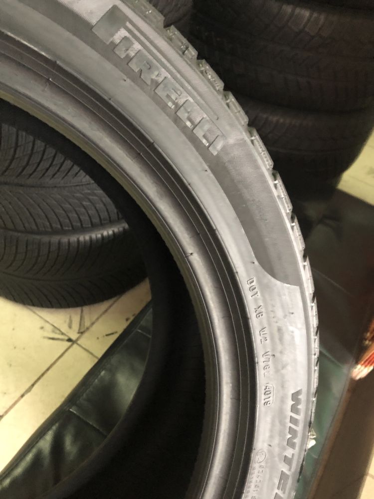 245 45 19 Pirelli de iarna