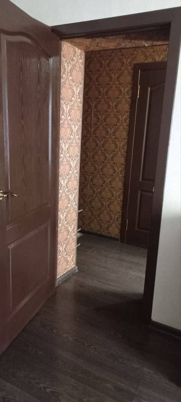 Продаётся квартира 1/2/4 кирпичный дом мерто Буюк Ипак Йули