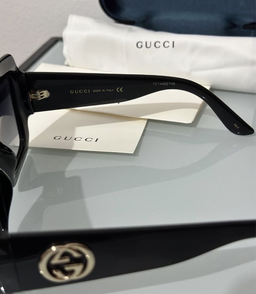 Vând ochelari Gucci noi!originali