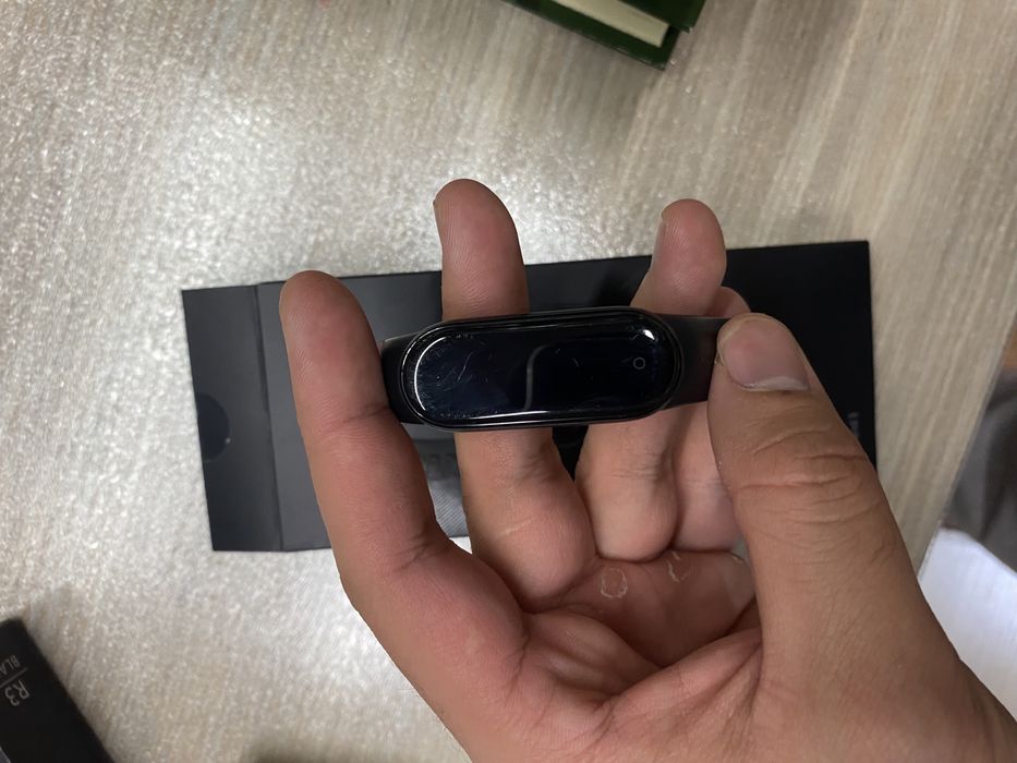 Mi smart band 5 Aqilli soat