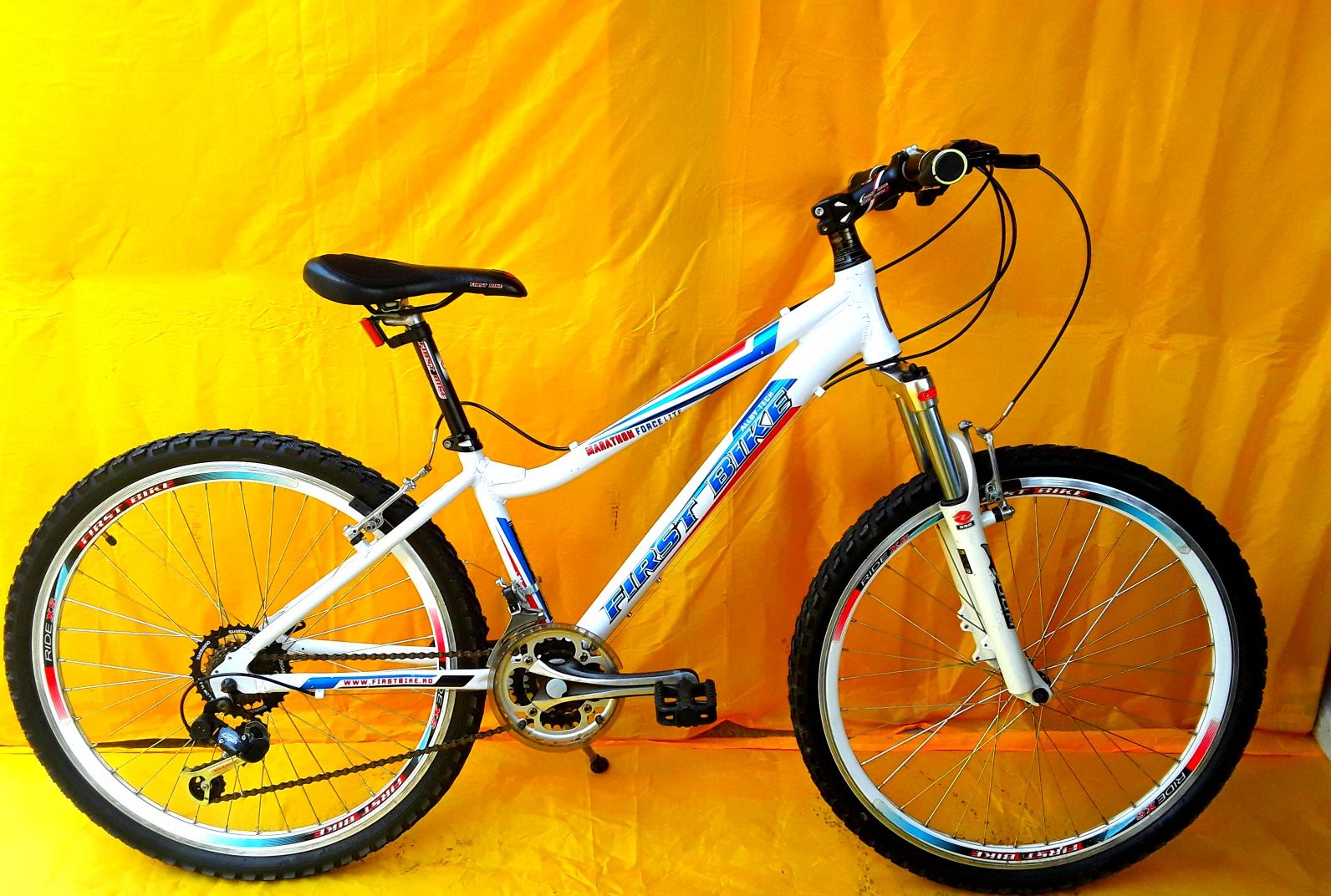 Bicicleta MTB FIRST BIKE FULL SHIMANO - Noua - 990 Lei