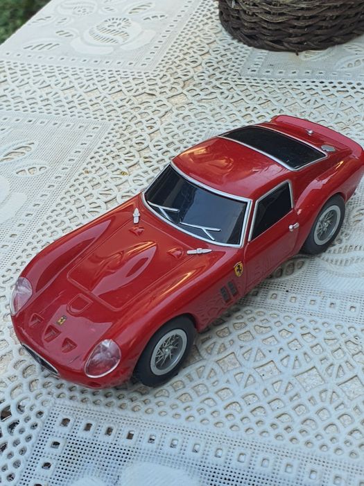 Ferrari 250 GTO  1/38