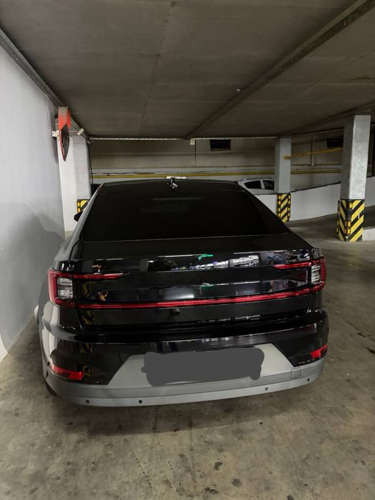 Polestar 2 Панорама