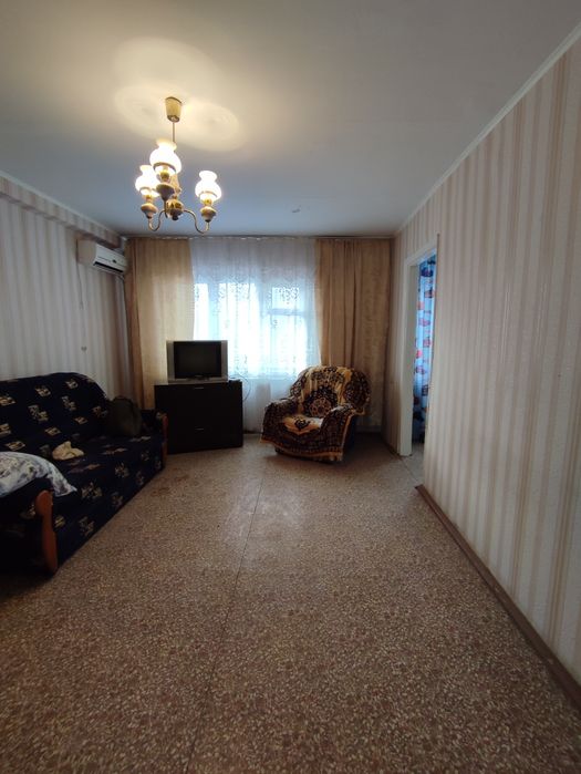 Продам 3 кв по Ломоносова