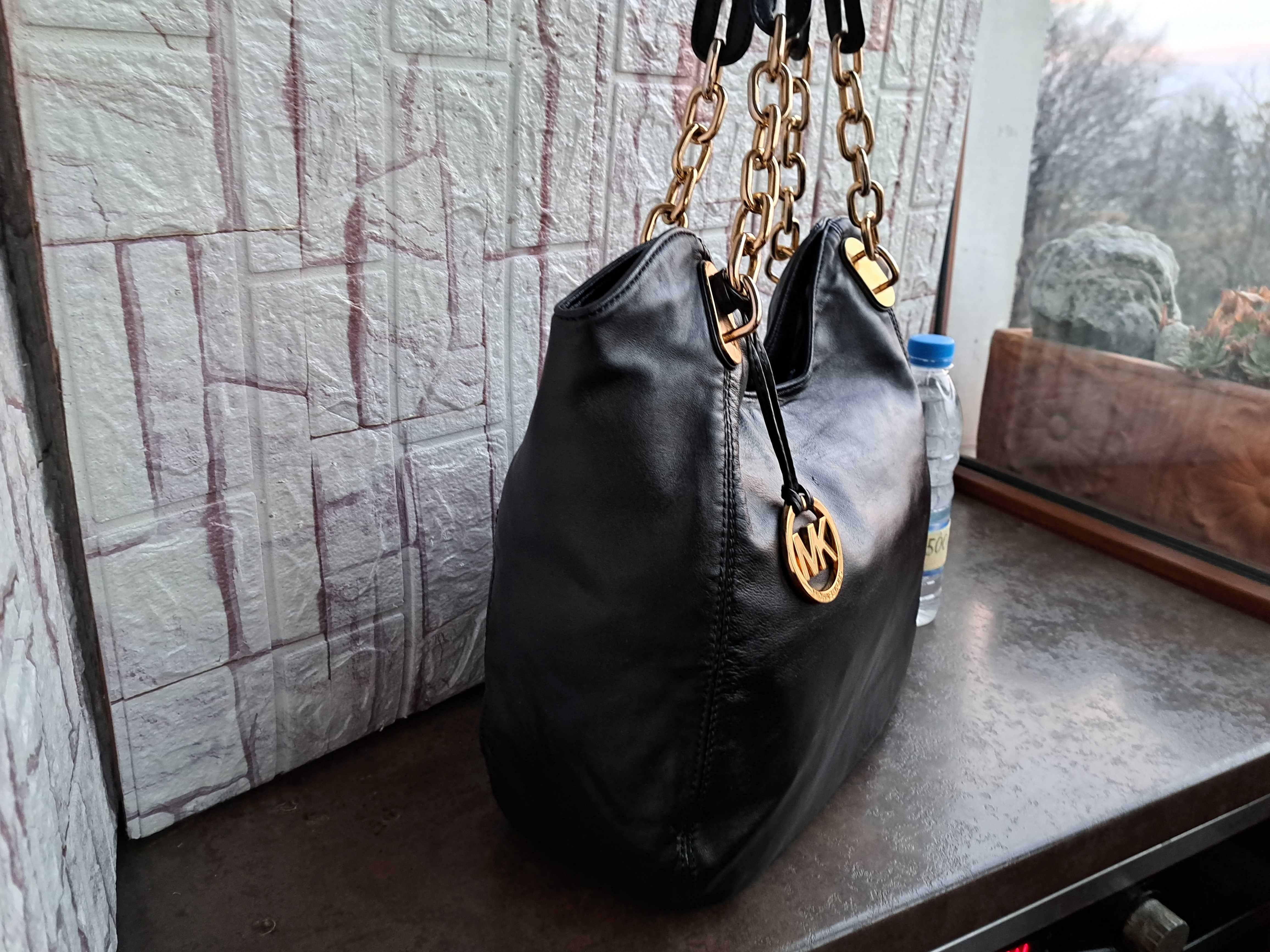 дамска чанта Michael Kors черна кожена чанта,торба-естествена кожа