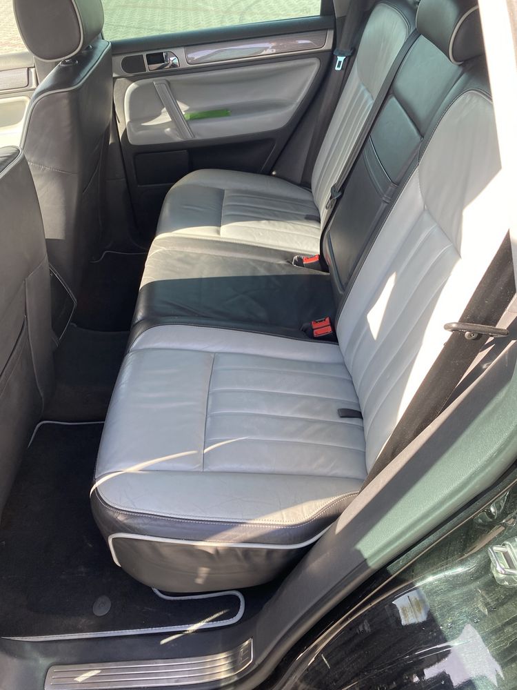 Volkswagen Touareg Individual 3.0 BKS