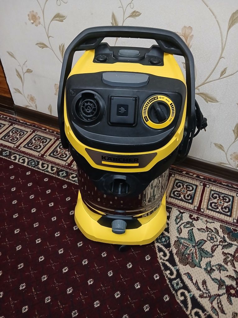 Пылесос Karcher WD 6 -30 L срочно