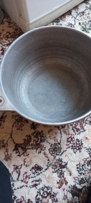 Продается казан,бу,советский,8л