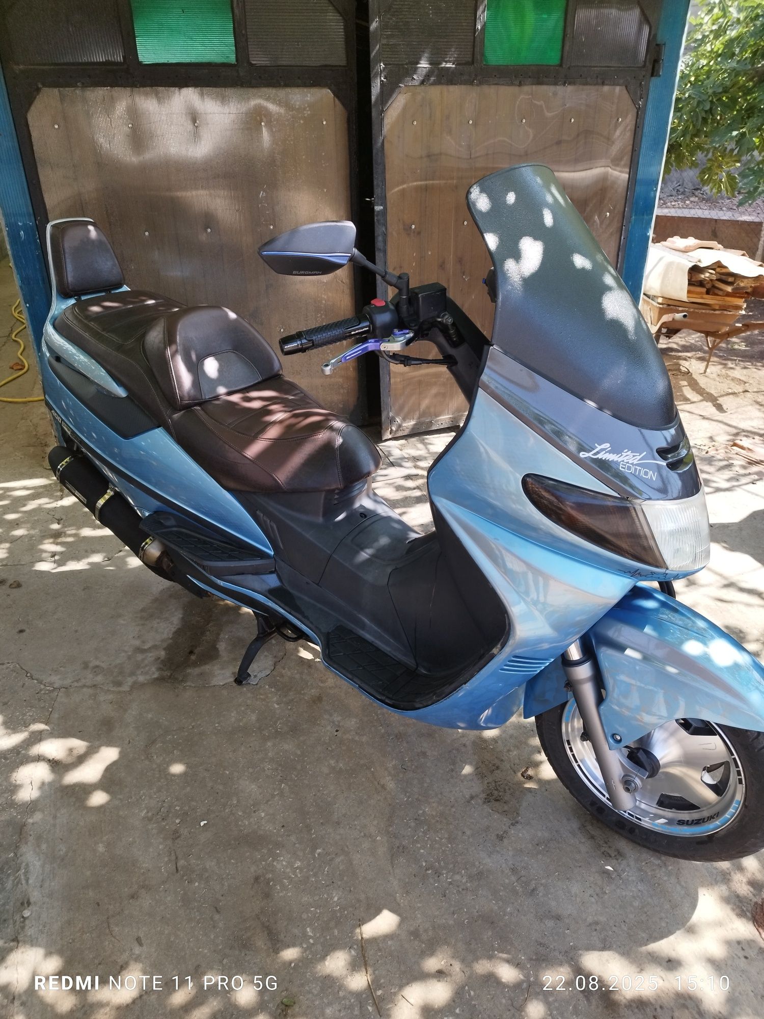 Suzuki burgman 400