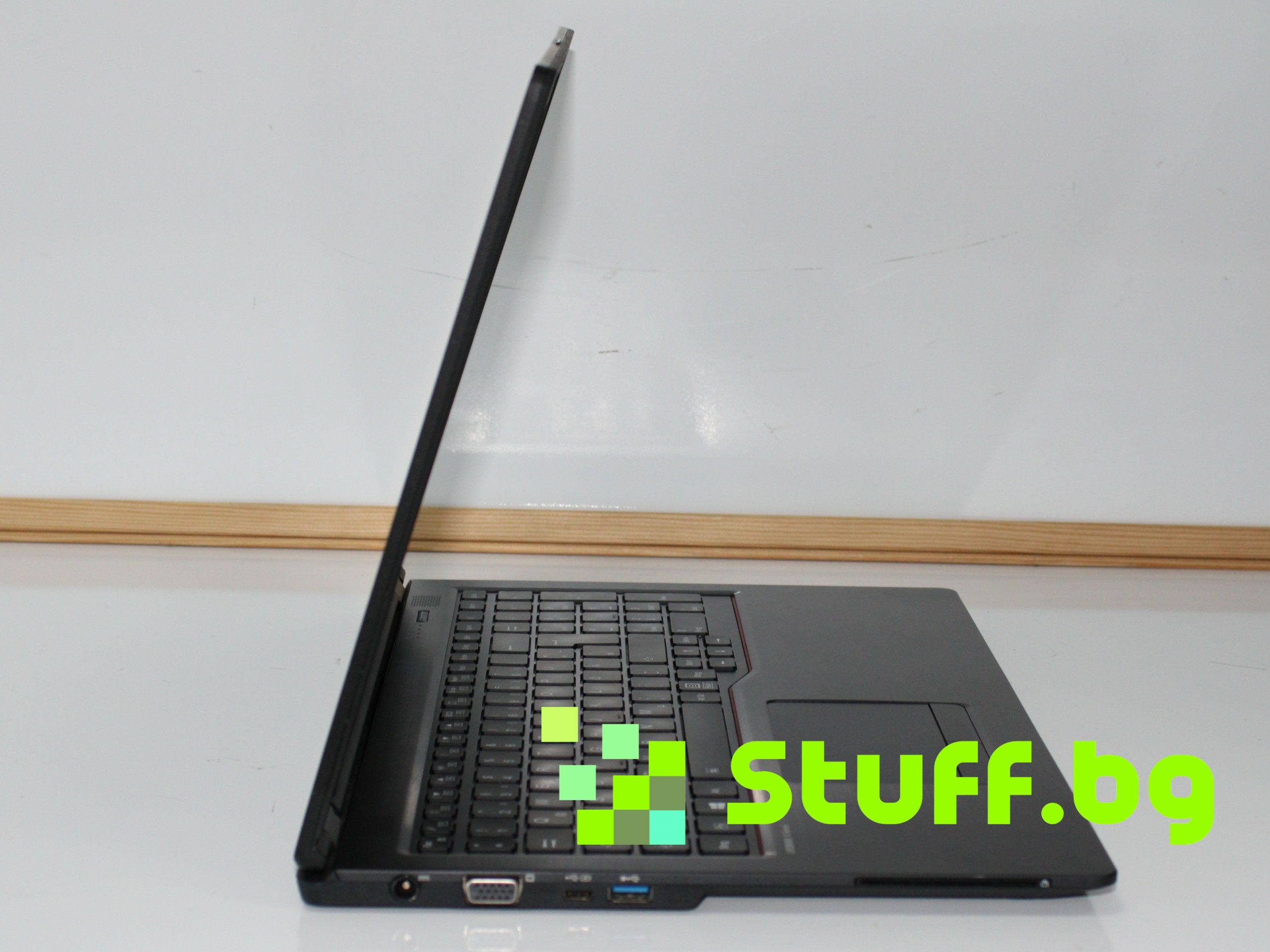 Лаптоп FUJITSU LIFEBOOK U758 15.6'' i5-8250U\8GB\256GB SSD