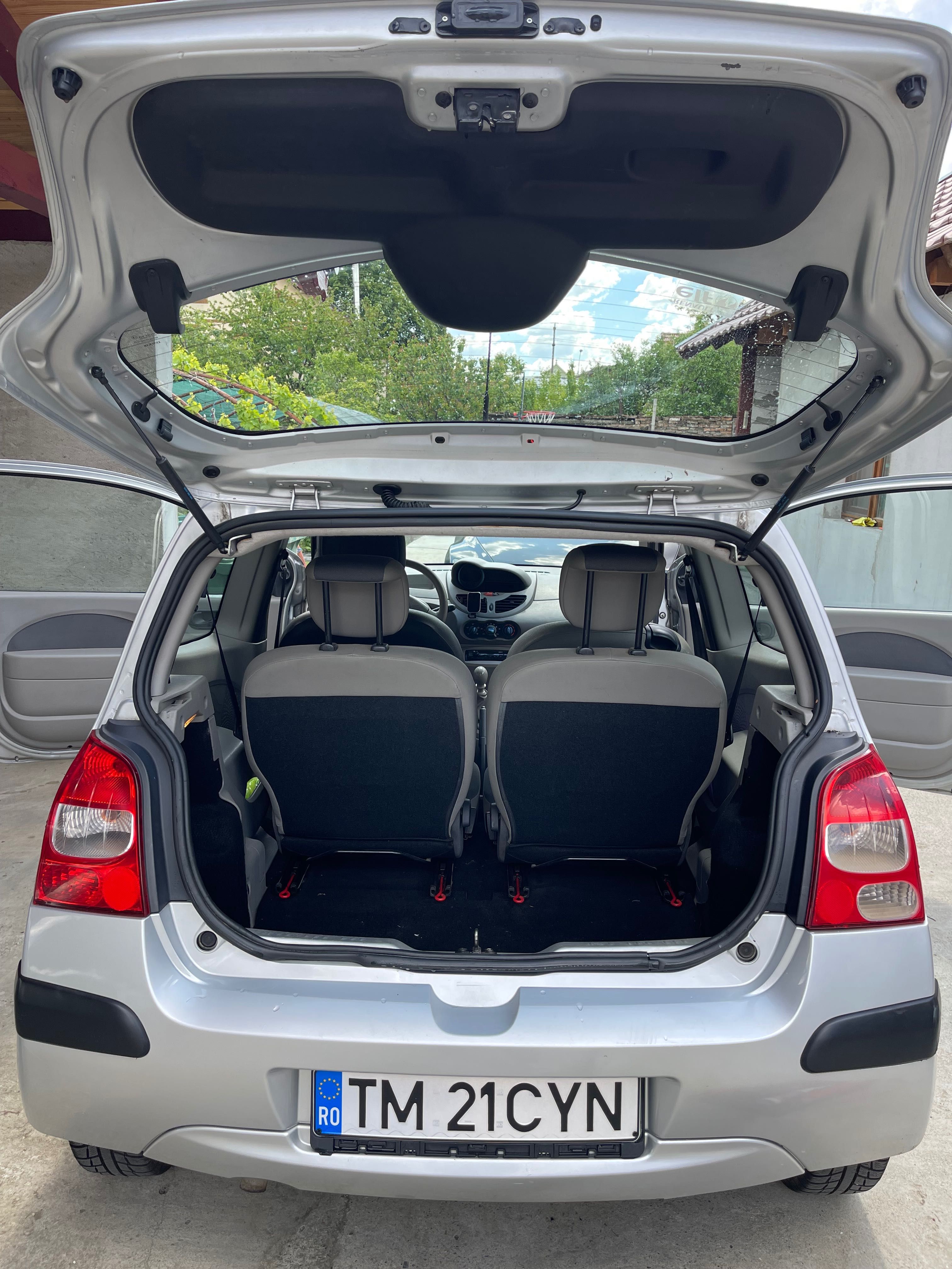 Renault Twingo an 2007 . Motor 1.2 benzină . Toate actele la zi !