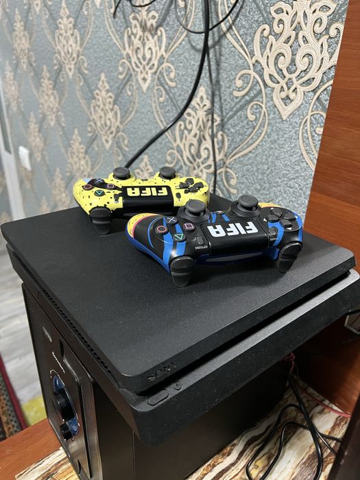 PlayStation Plus 1TB