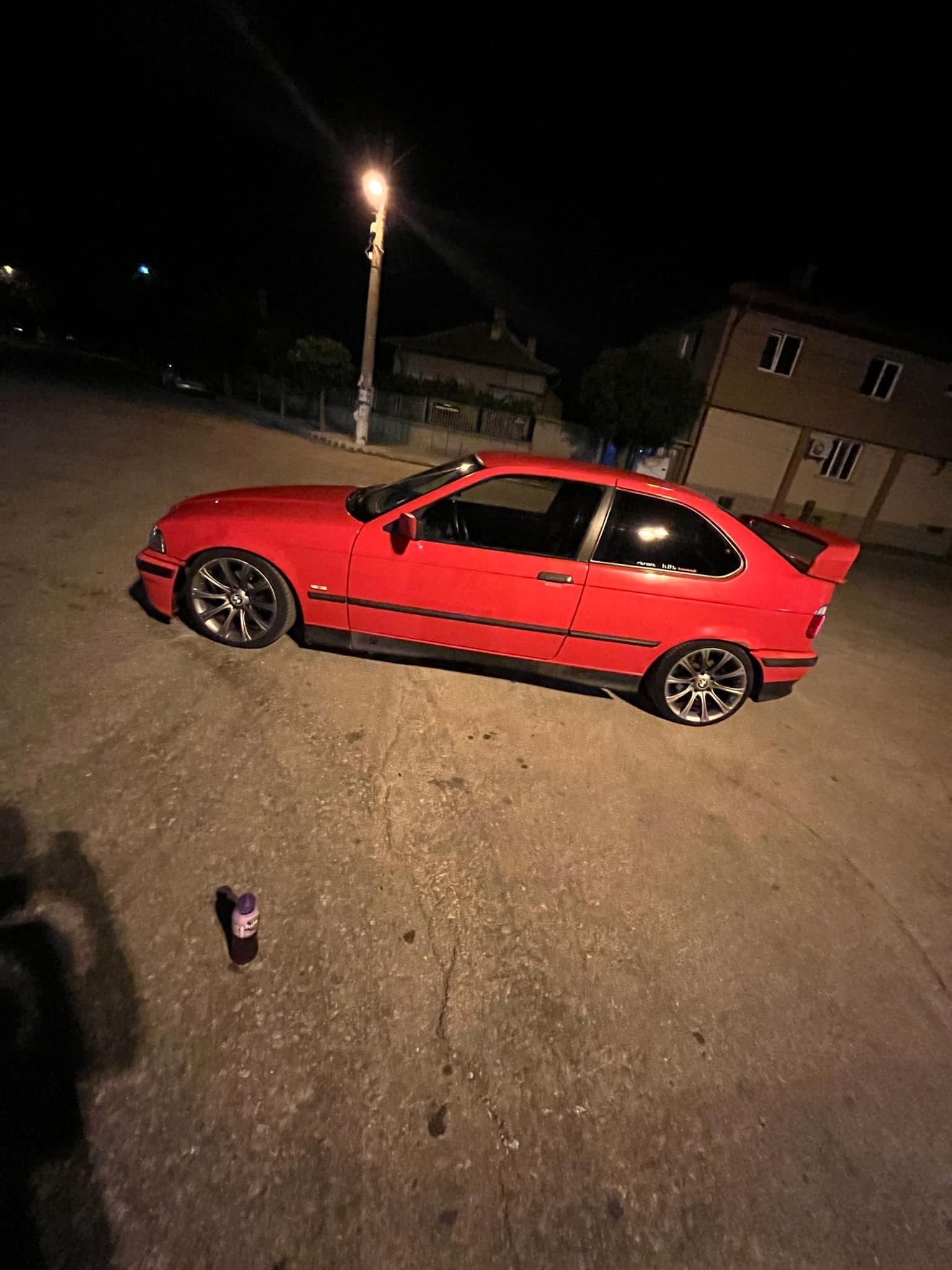 Продавам BMW E 36 conpakt 318 ti