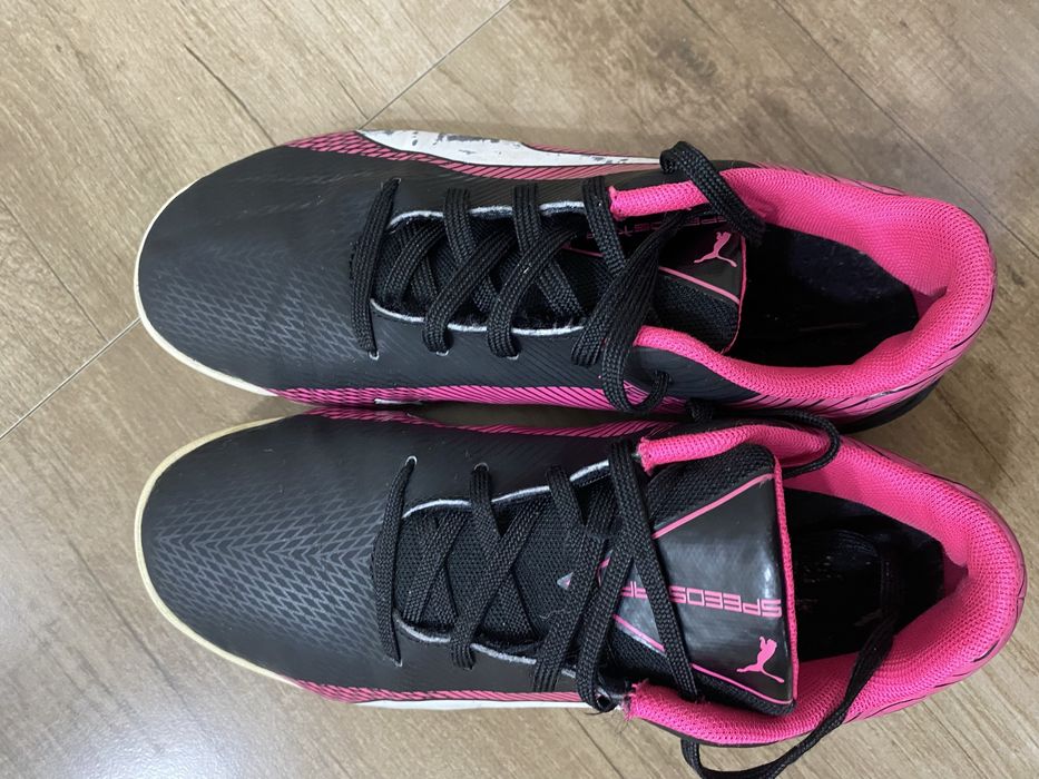 Стоножки за зала