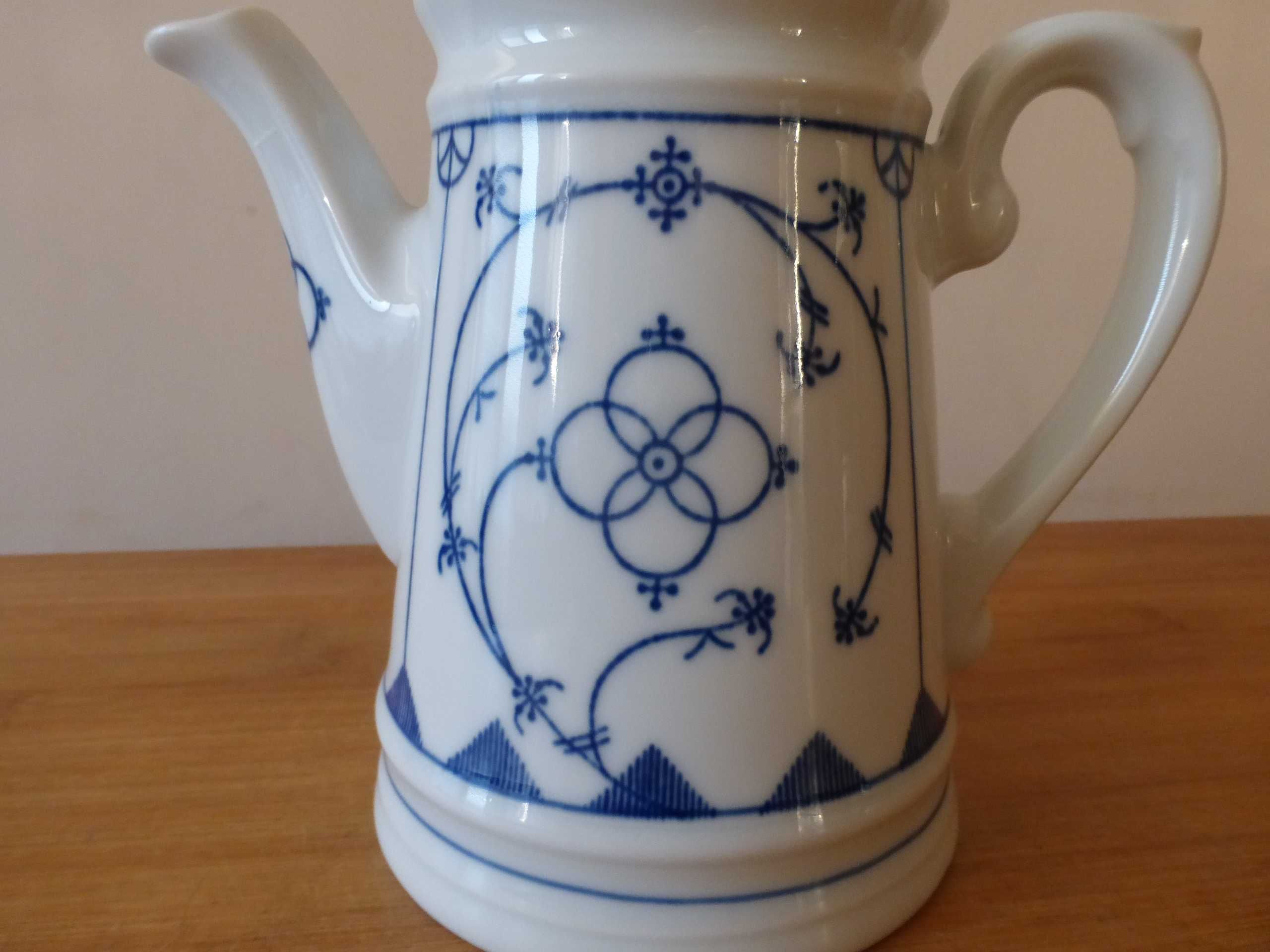 Немски порцеланов чайник БАВАРИЯ 1950 г