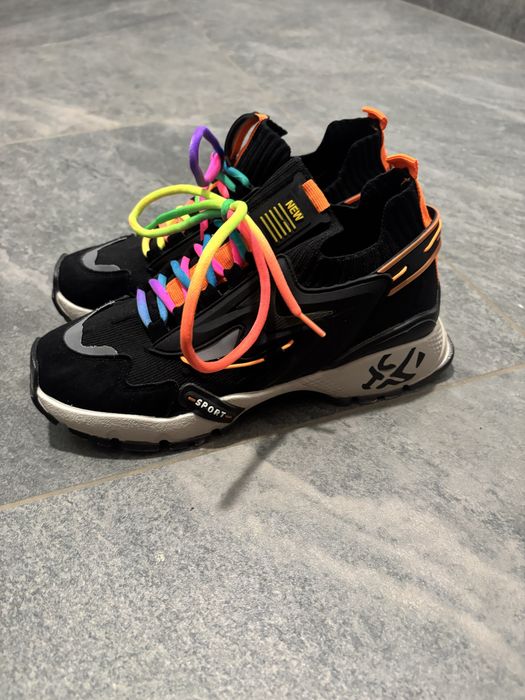 Дамски маратонки