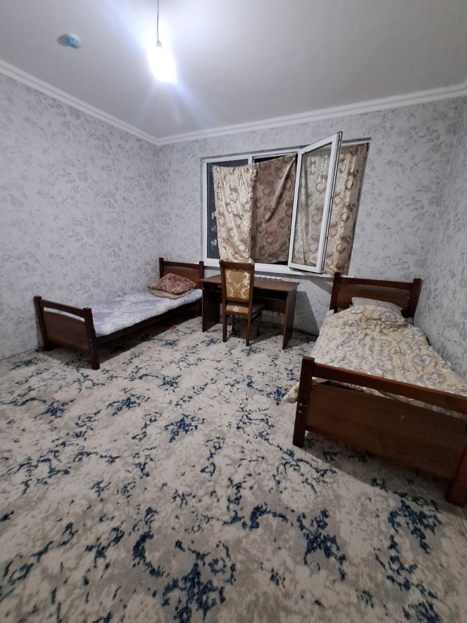 Яшнобод тумани олмос махаллада ижарага квартира бор