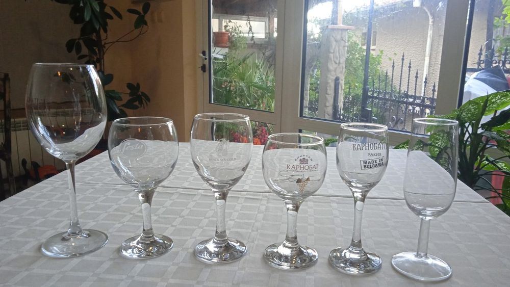 Продавам нови рекламни чаши за колекции или за лична употребаи чаши за