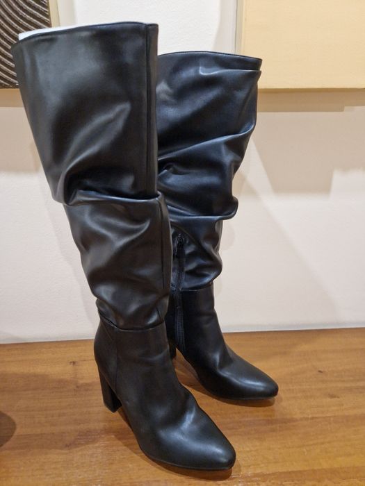 Дамски ботуши на ток