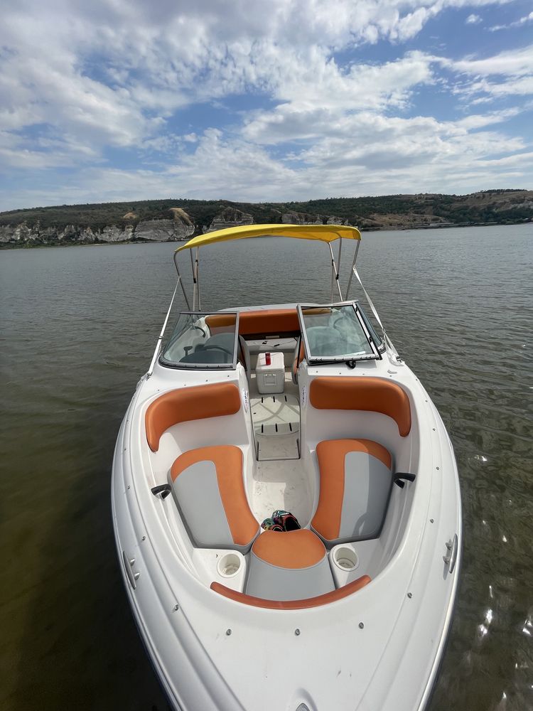 Vand barca FourWins180