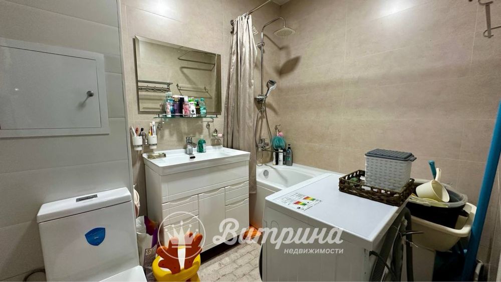 2-х комнатная квартира, с ремонтом, хороший район