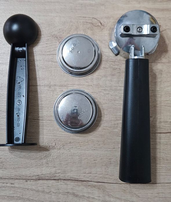 Vand espressor manual Rohnson R98016