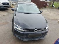 Dezmembrez Volkswagen Jetta 1.6 tdi 2013