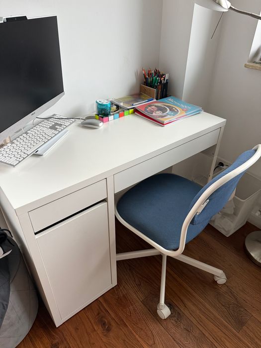 Birou cu scaun copil IKEA