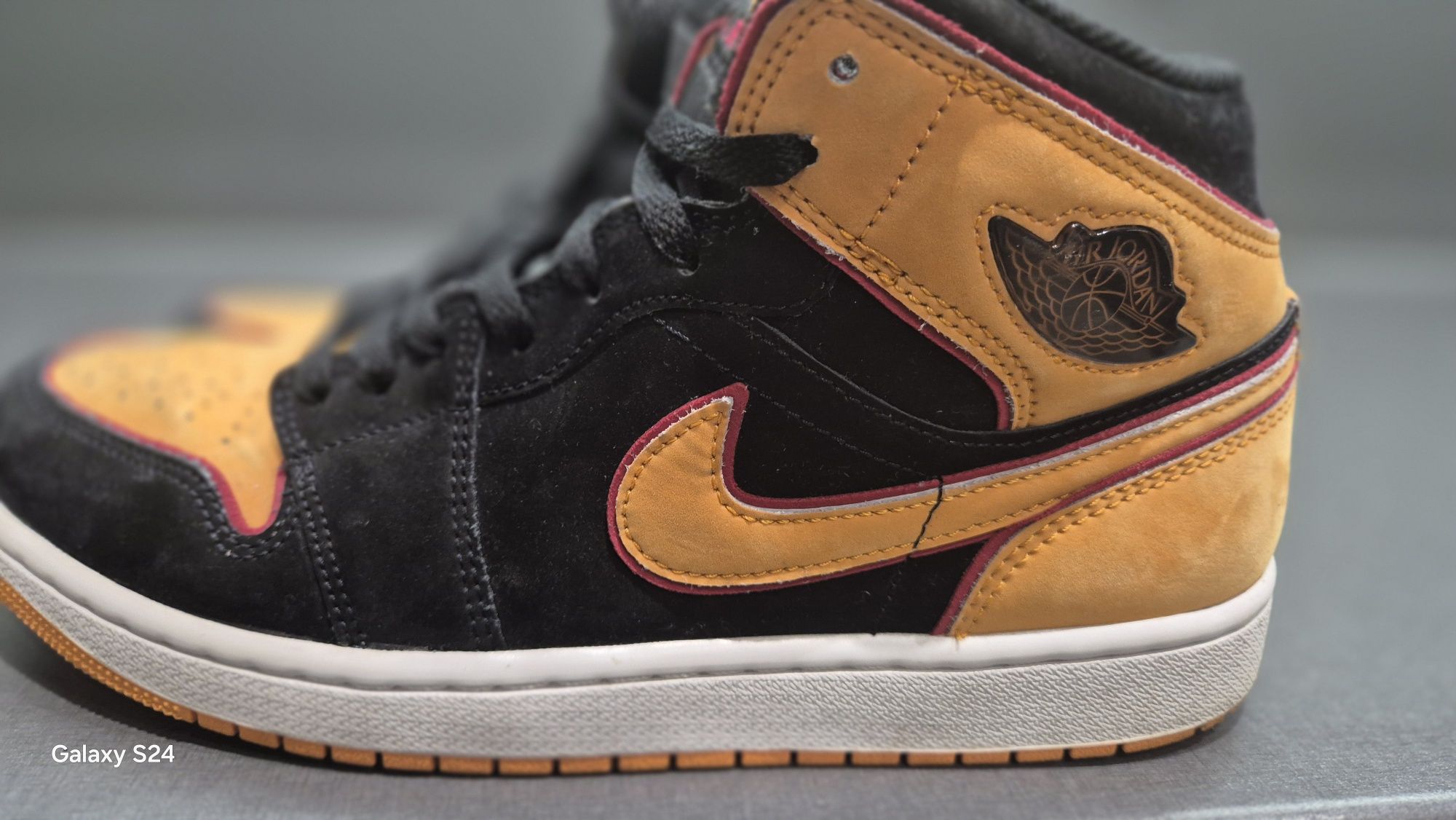 Jordan 1 high N43