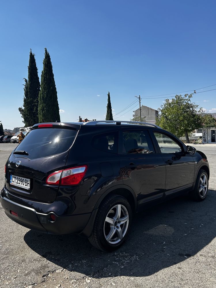 Nissan Qashqai +2