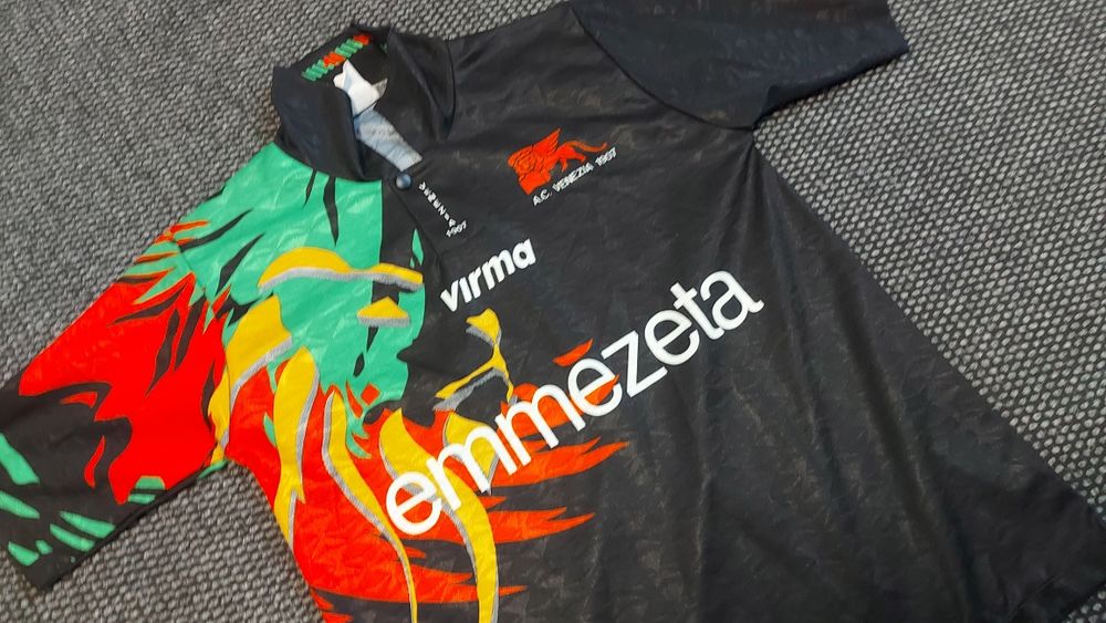 Venezia тениска S размер футбол 1996