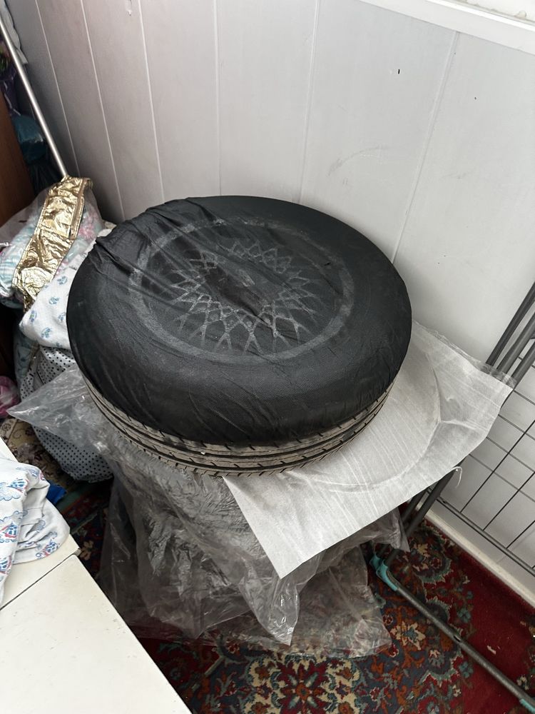 Продам диски R14 + шины yokohama 185/65/14  лето