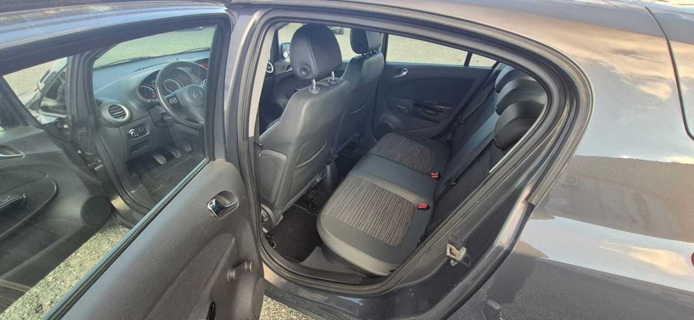 Opel Corsa 1.2 Benzina + Gaz 2014 Rate sau Cash