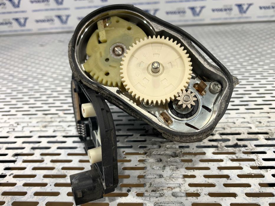 Clapeta de accelerația motor Euro 5 Volvo S60 V60 XC60 31216665
