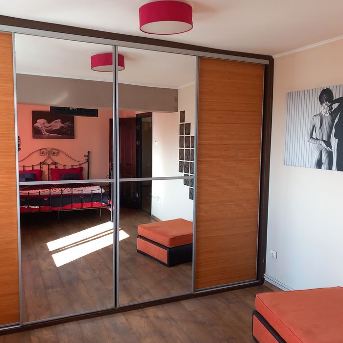 Inchiriez în regim hotelier apartament 2 camere  in centru
