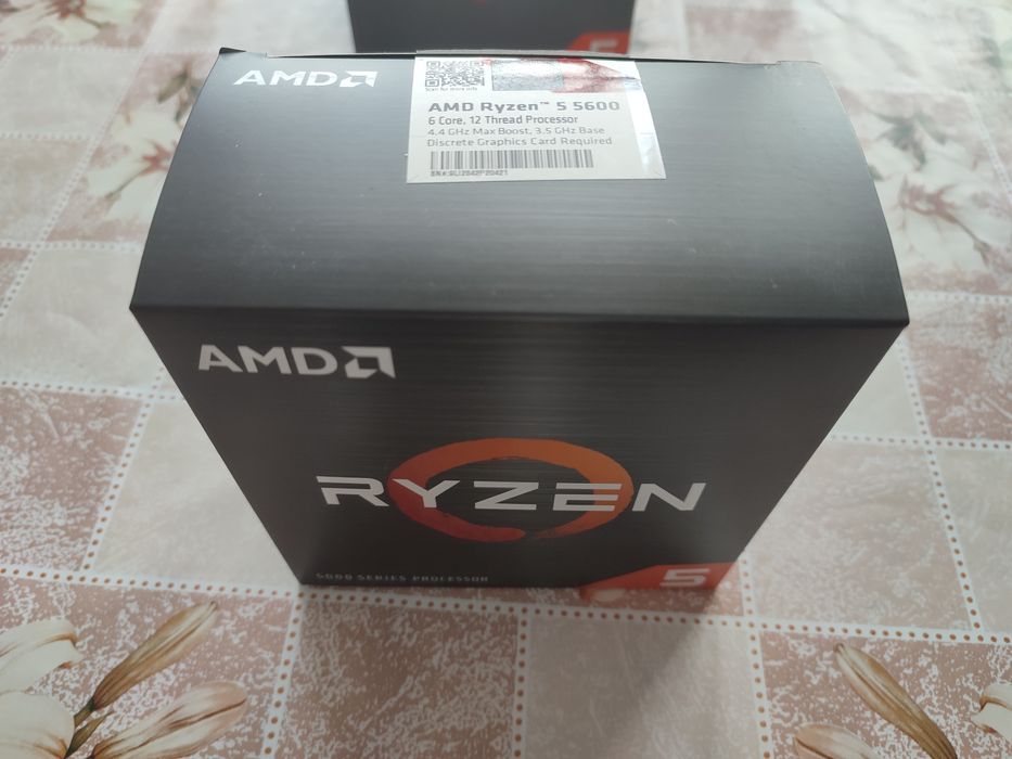 Неизползвани BOX охладители за AMD Ryzen
