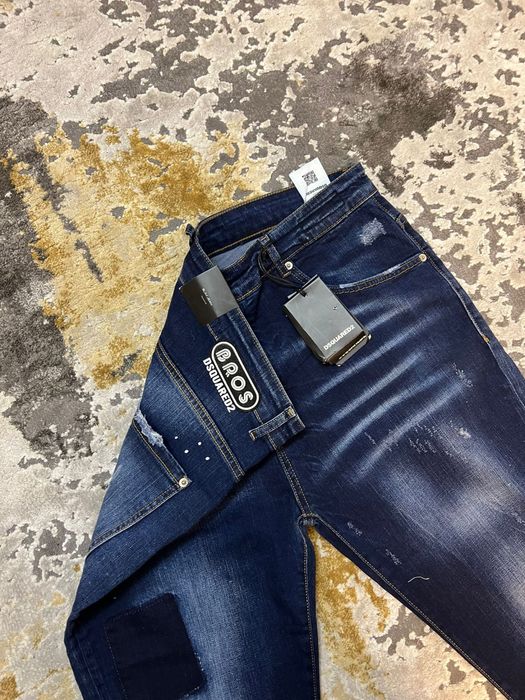 Blugi DSQUARED colectia noua Poze reale 100% Calitate superioara ! Măr