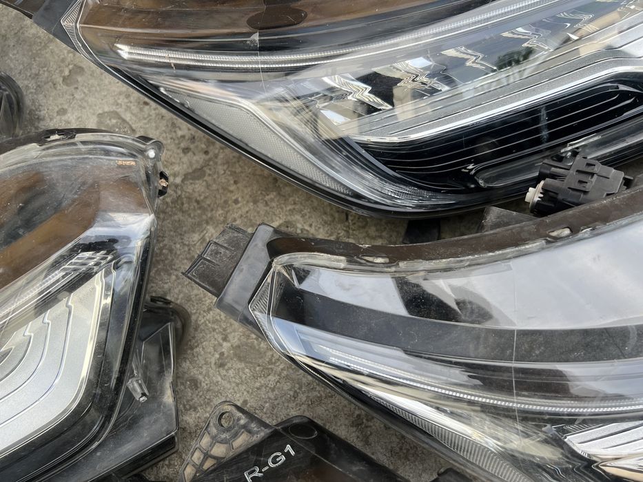 SET far stanga dreapta Honda CR-V Facelift Full LED 2019-2023 Original