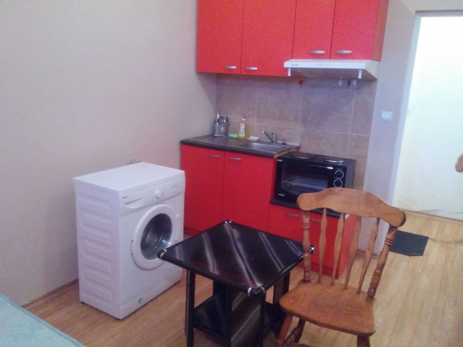 Дава се под наем Едностаен апартамент в Пловдив, Южен - 40 кв.м за 198.9 € - Снимка #1