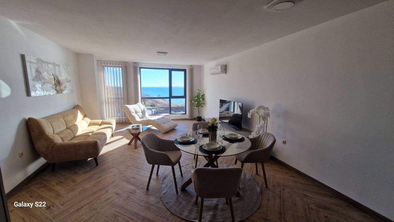 Дава се под наем Тристаен апартамент в Бургас, Сарафово - 128 кв.м за 1275 € - Снимка #18